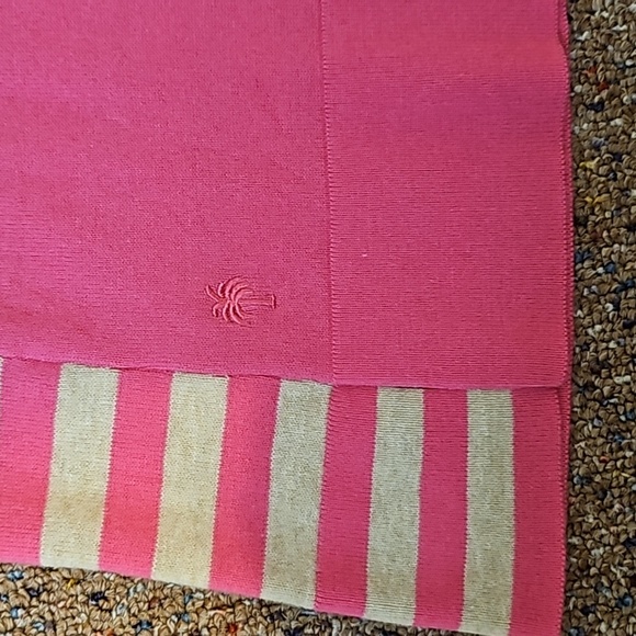 Lilly Pulitzer V-Neck Sweater! Worn Once!! - Picture 5 of 12